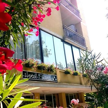 Hotel Sara Cesenatico Buitenkant foto