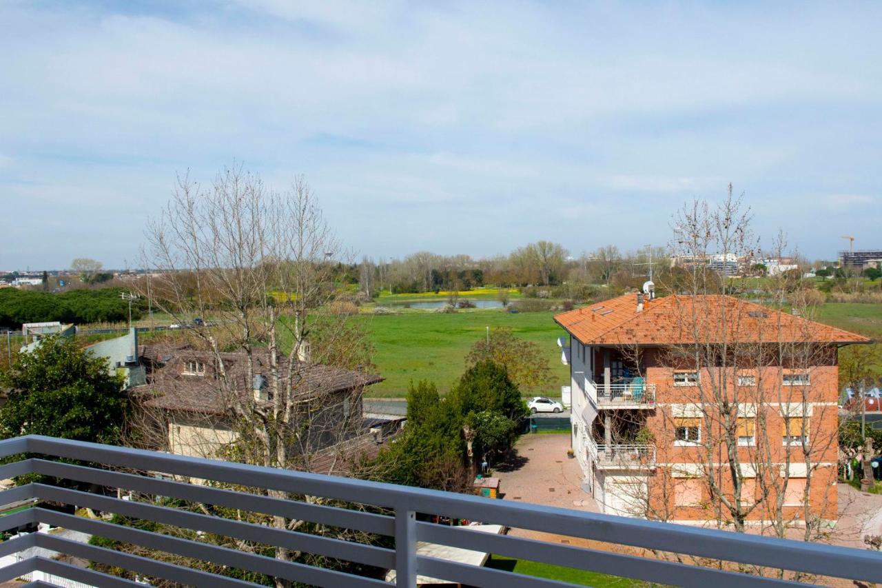 Hotel Sara Cesenatico Buitenkant foto