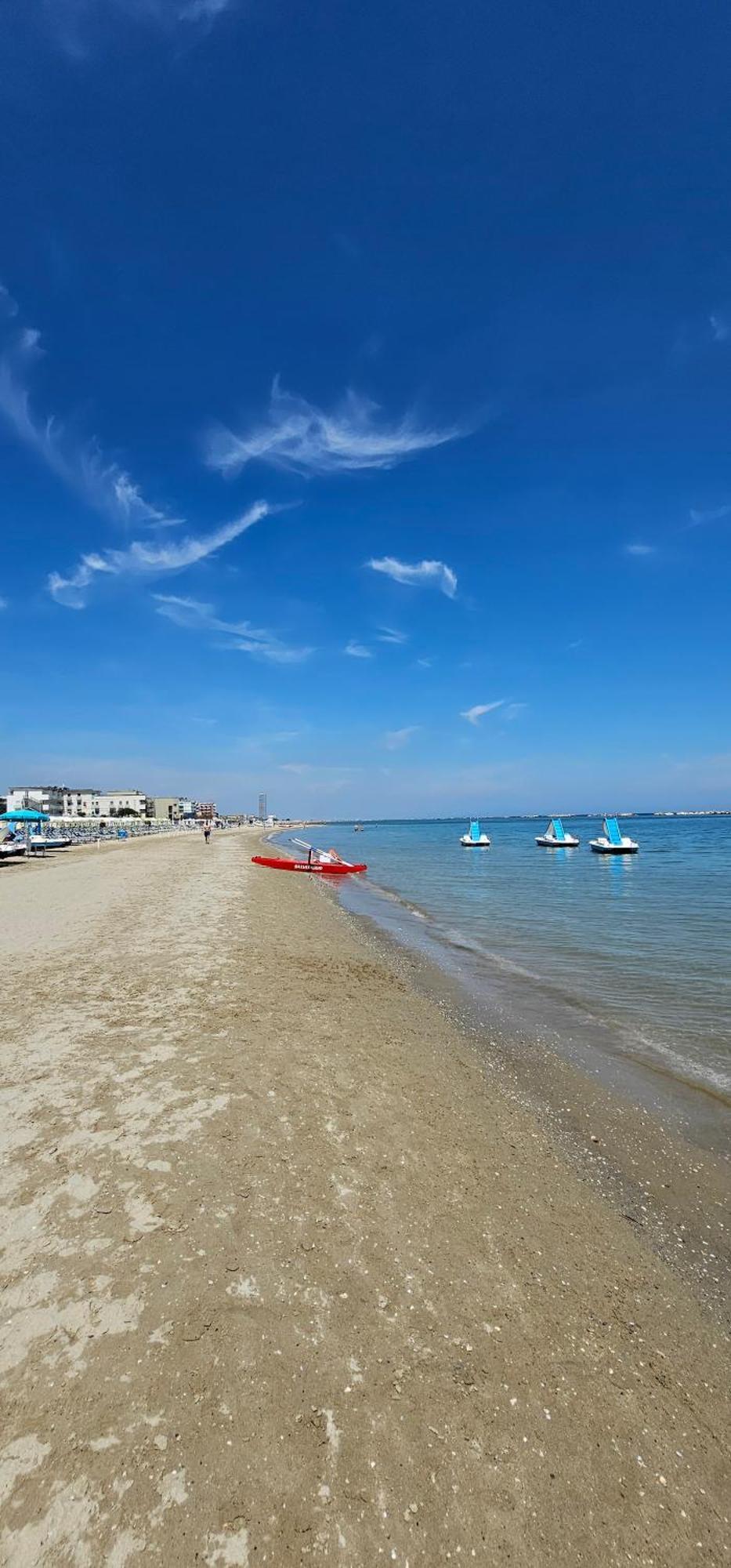 Hotel Sara Cesenatico Buitenkant foto
