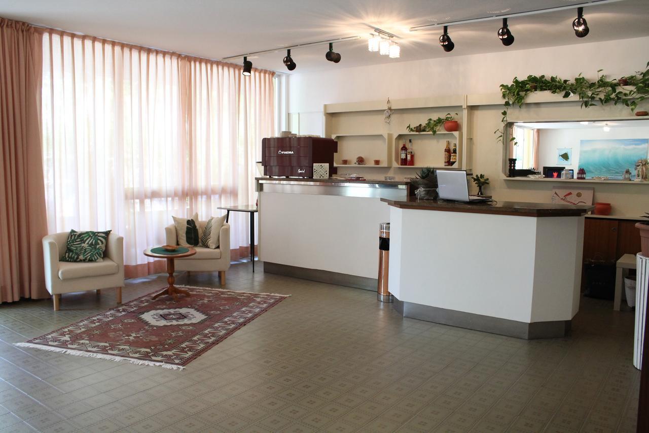 Hotel Sara Cesenatico Buitenkant foto